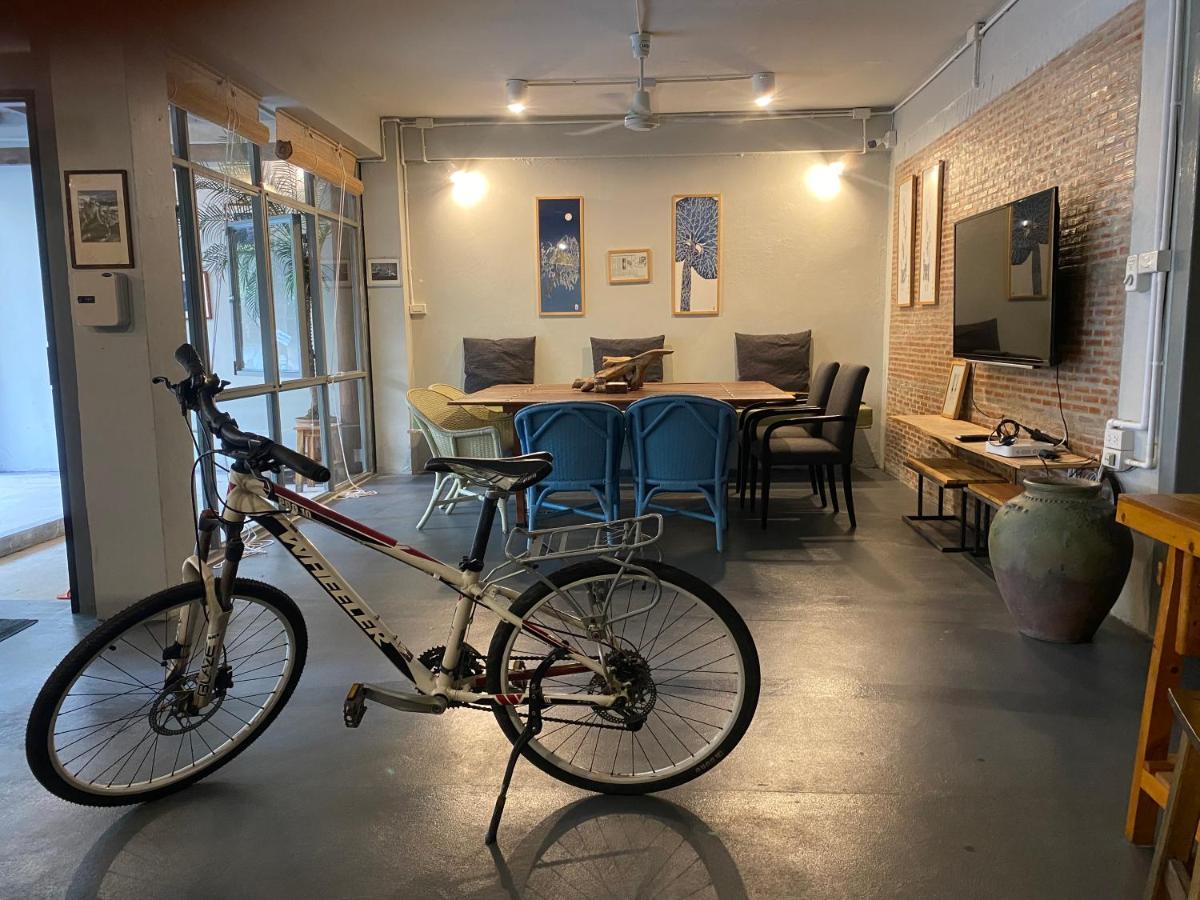 Nesuto Hostel Ramkamhaeng 52 Bangkok Exteriör bild