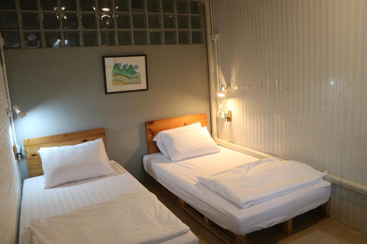 Nesuto Hostel Ramkamhaeng 52 Bangkok Exteriör bild