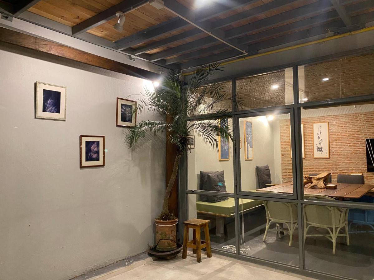 Nesuto Hostel Ramkamhaeng 52 Bangkok Exteriör bild